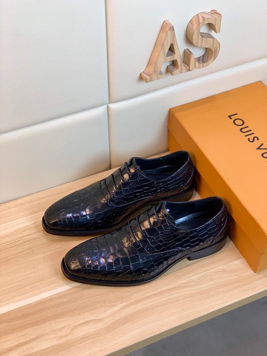 Shoes Louis Vuitton croco embossed leather derby Black