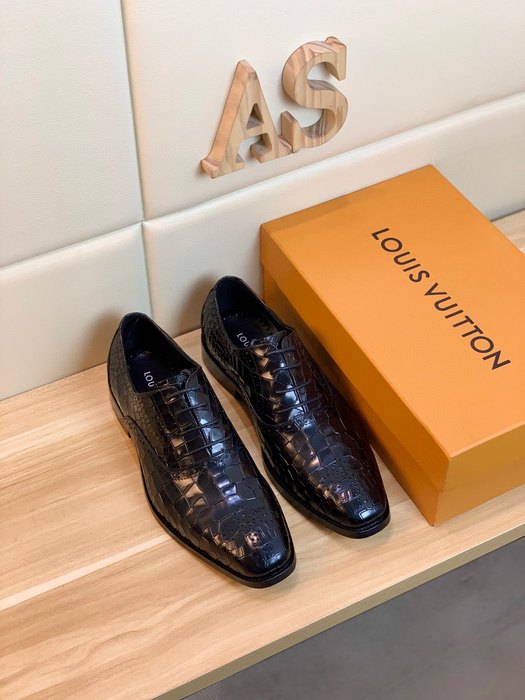 Shoes Louis Vuitton croco embossed leather derby Black