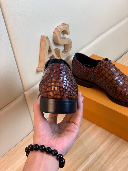 Shoes Louis Vuitton crocodile embossed leather derby Brown