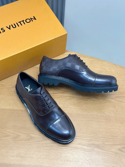 Shoes Louis Vuitton derby Brown