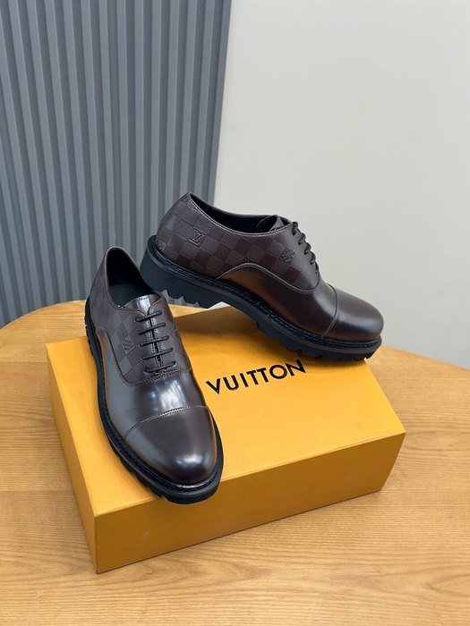 Shoes Louis Vuitton derby Brown
