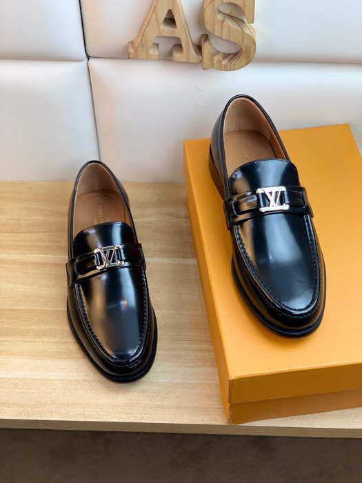 Shoes Louis Vuitton dress loafer Black