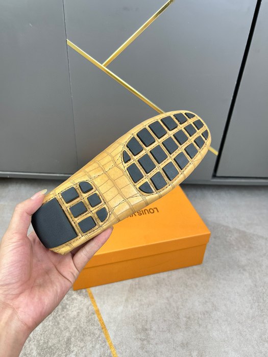 Shoes Louis Vuitton driving loafer Tan