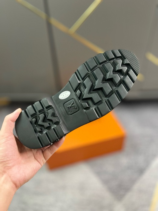 Shoes Louis Vuitton formal leather shoes Brown