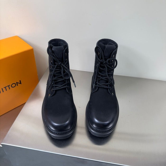 Shoes Louis Vuitton high top casual boots Black 002