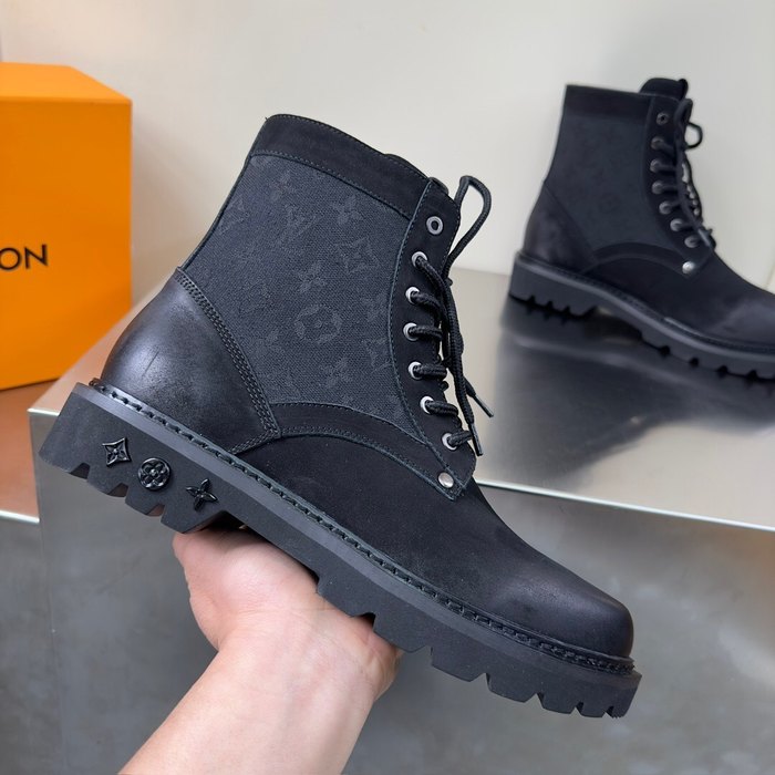 Shoes Louis Vuitton high top casual boots Black 002