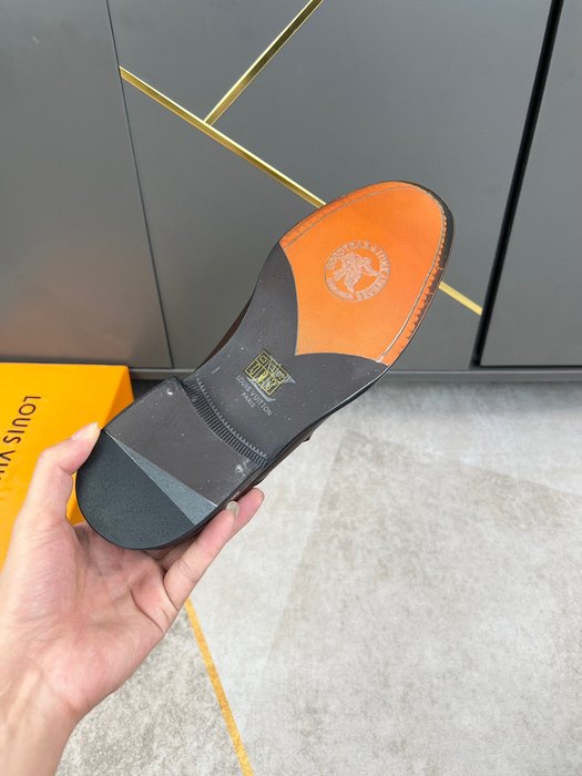 Shoes Louis Vuitton leather oxford Brown