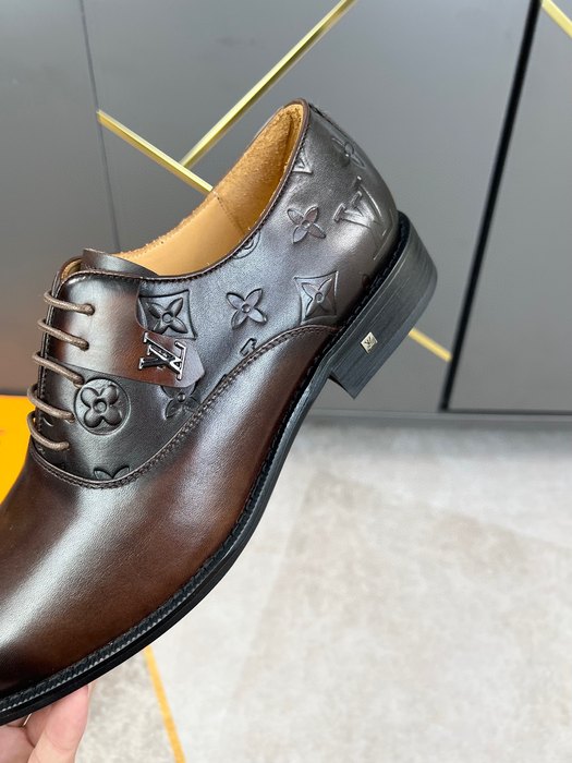 Shoes Louis Vuitton leather oxford Brown