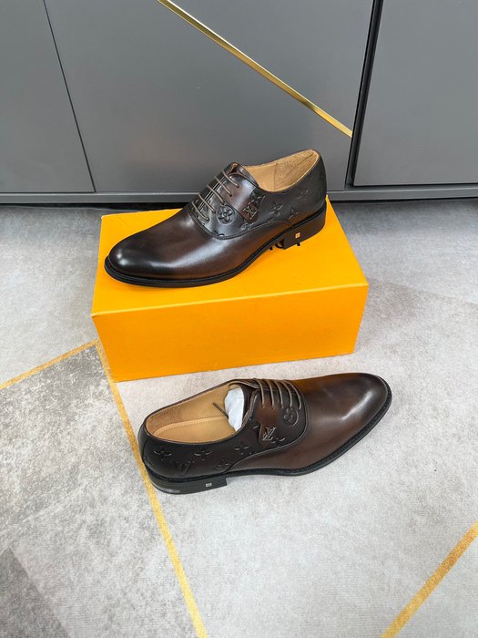 Shoes Louis Vuitton leather oxford Brown