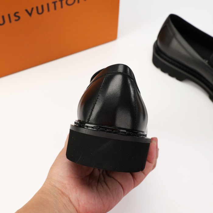 Shoes Louis Vuitton loafer Black 001