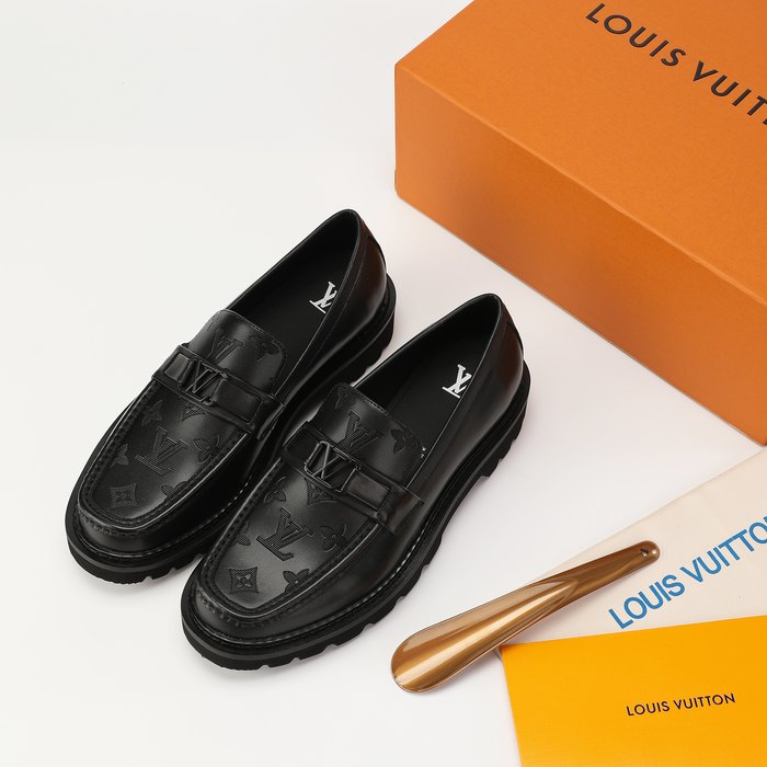 Shoes Louis Vuitton loafer Black 001