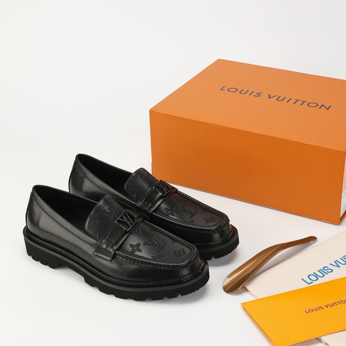 Shoes Louis Vuitton loafer Black 001