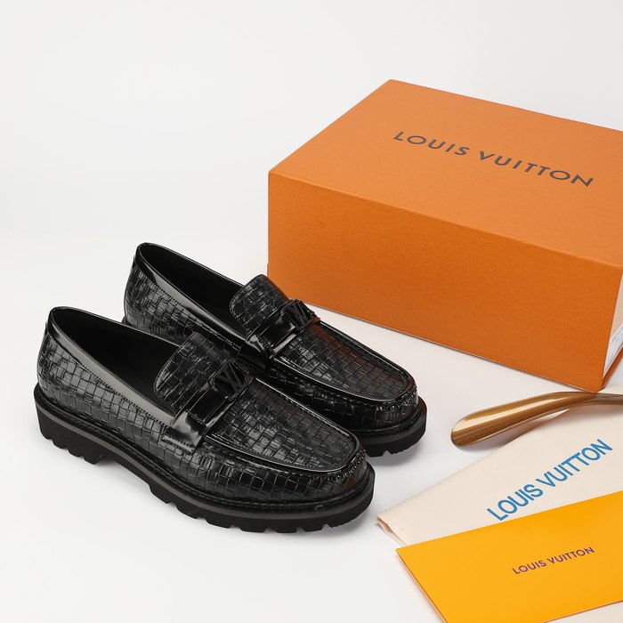Shoes Louis Vuitton loafer Black 004
