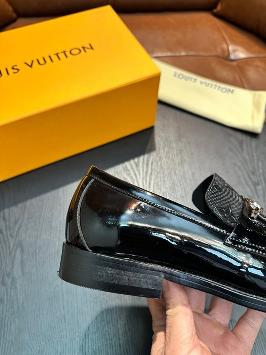 Shoes Louis Vuitton loafer Black 005