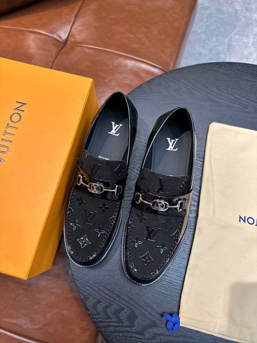 Shoes Louis Vuitton loafer Black 005