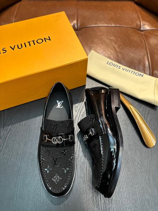 Shoes Louis Vuitton loafer Black 005
