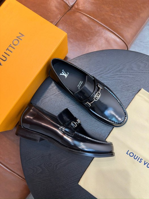 Shoes Louis Vuitton loafer Black 006
