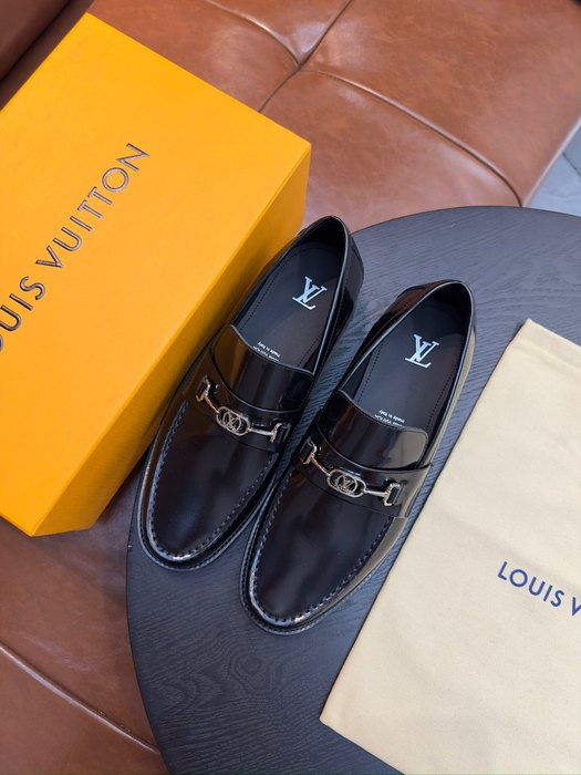 Shoes Louis Vuitton loafer Black 006
