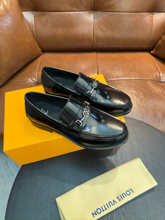 Shoes Louis Vuitton loafer Black 006