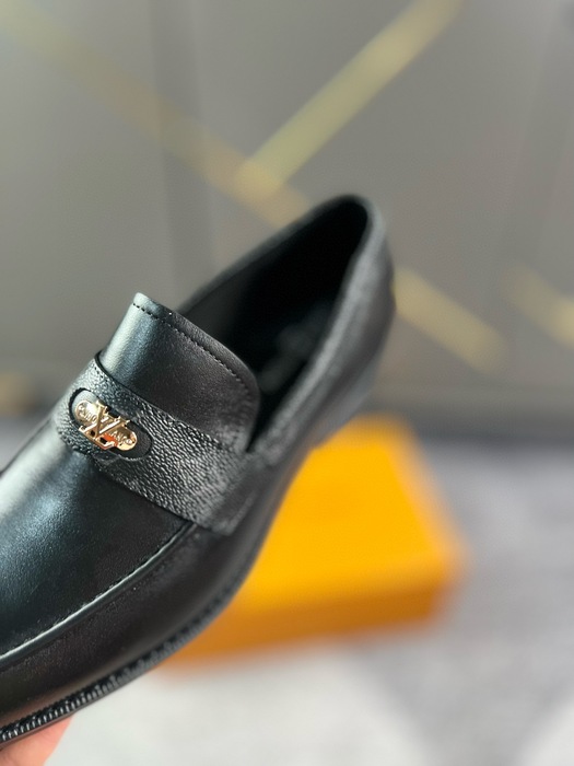 Shoes Louis Vuitton loafer Black 007