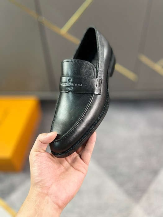 Shoes Louis Vuitton loafer Black 008
