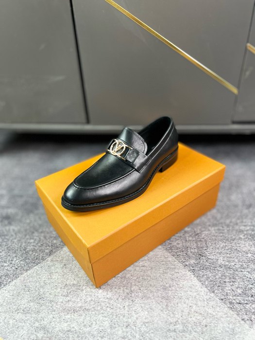 Shoes Louis Vuitton loafer Black 009