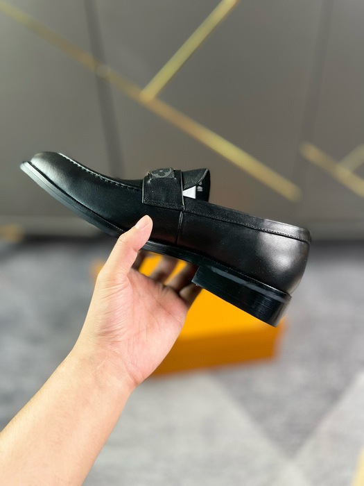Shoes Louis Vuitton loafer Black 009