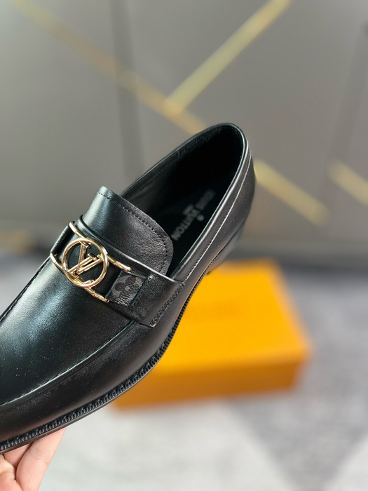 Shoes Louis Vuitton loafer Black 009