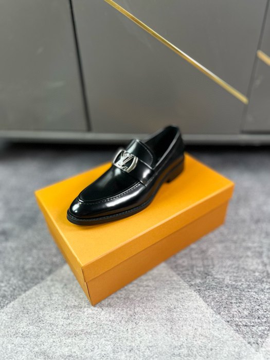 Shoes Louis Vuitton loafer Black 010