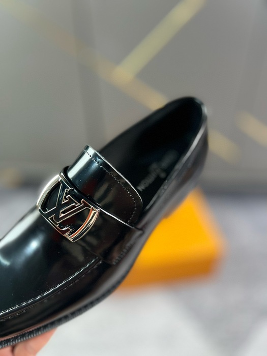 Shoes Louis Vuitton loafer Black 010