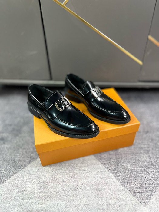 Shoes Louis Vuitton loafer Black 010