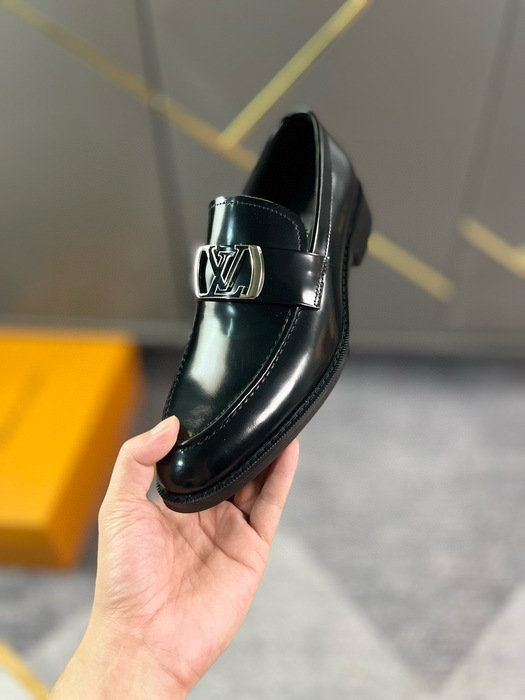 Shoes Louis Vuitton loafer Black 010