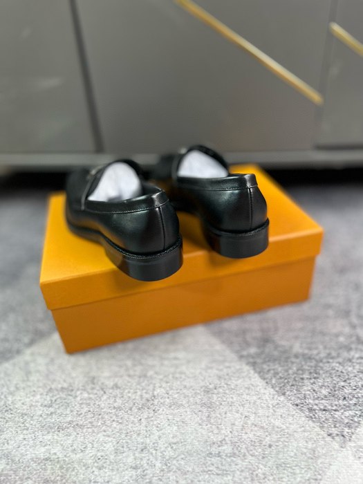 Shoes Louis Vuitton loafer Black 011