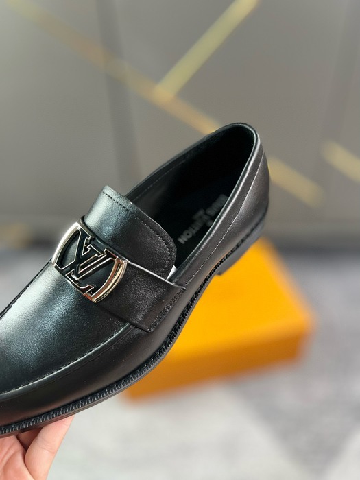 Shoes Louis Vuitton loafer Black 011