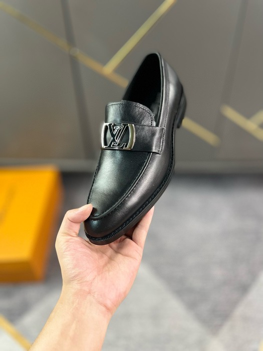 Shoes Louis Vuitton loafer Black 011