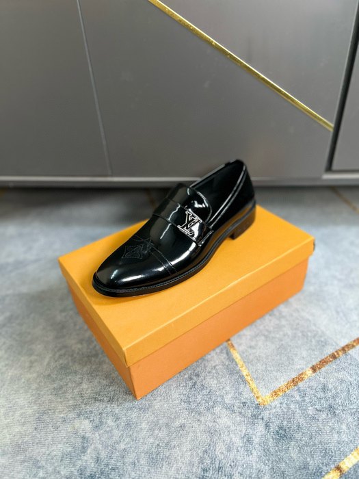 Shoes Louis Vuitton loafer Black 014
