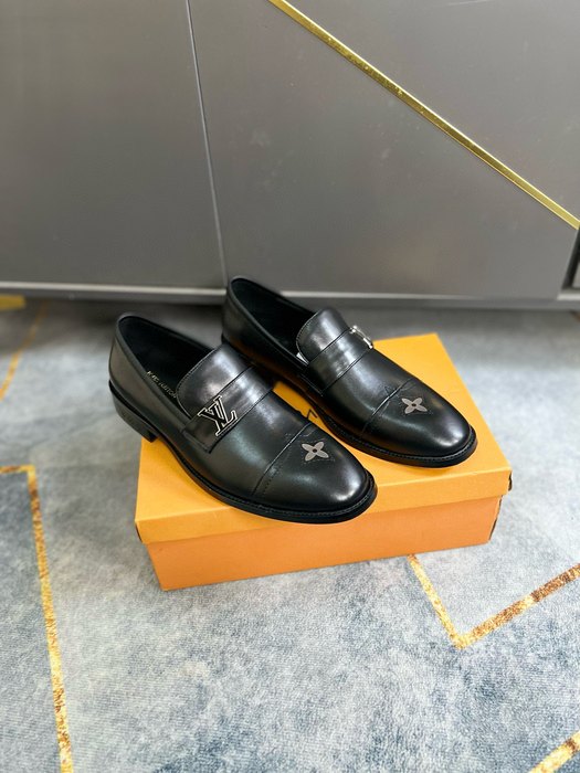 Shoes Louis Vuitton loafer Black 015