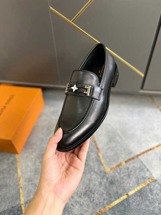 Shoes Louis Vuitton loafer Black 018