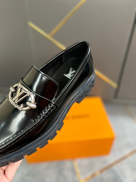 Shoes Louis Vuitton loafer Black 021
