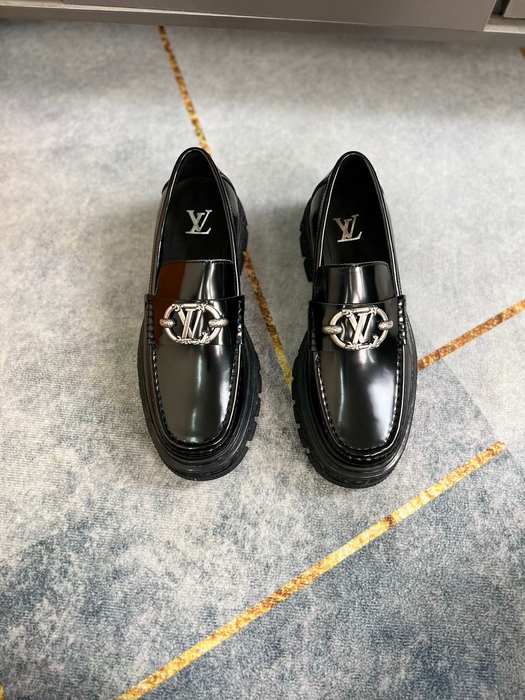Shoes Louis Vuitton loafer Black 021