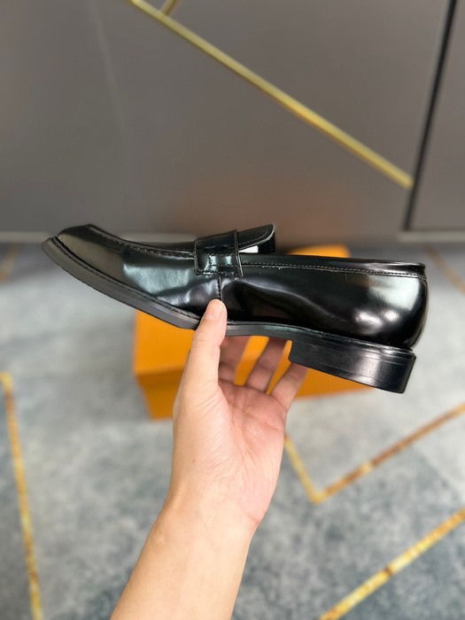 Shoes Louis Vuitton loafer Black 025