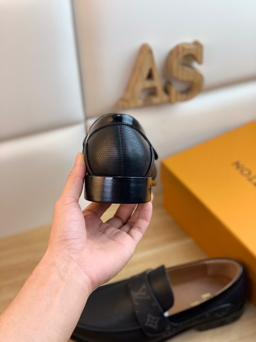 Shoes Louis Vuitton loafer Black 033