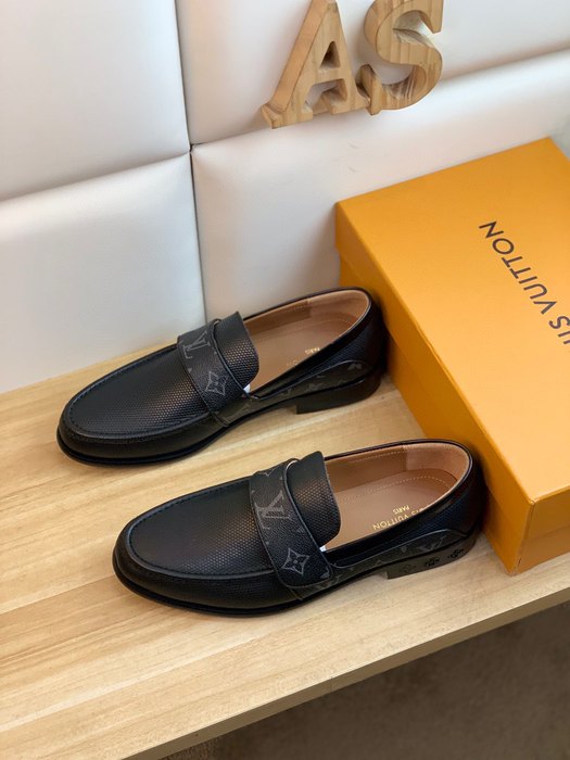 Shoes Louis Vuitton loafer Black 033
