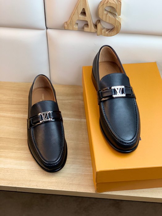 Shoes Louis Vuitton loafer Black 035