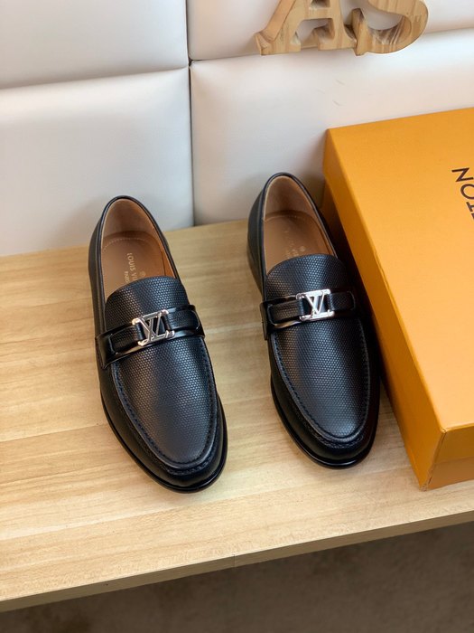 Shoes Louis Vuitton loafer Black 035