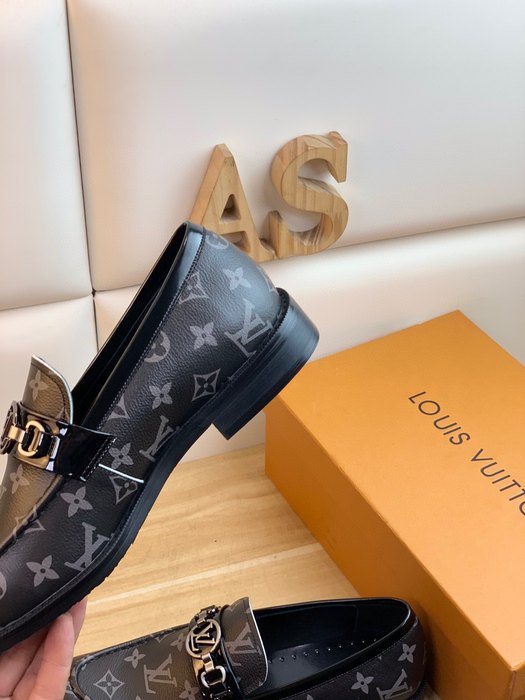 Shoes Louis Vuitton loafer Black 036