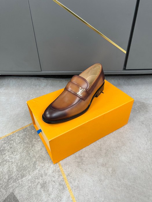 Shoes Louis Vuitton loafer Brown 010