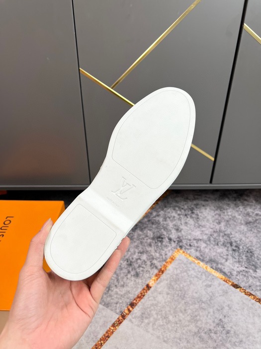 Shoes Louis Vuitton loafer White