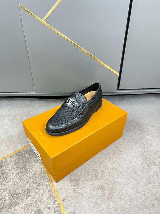 Shoes Louis Vuitton loafers Black 001
