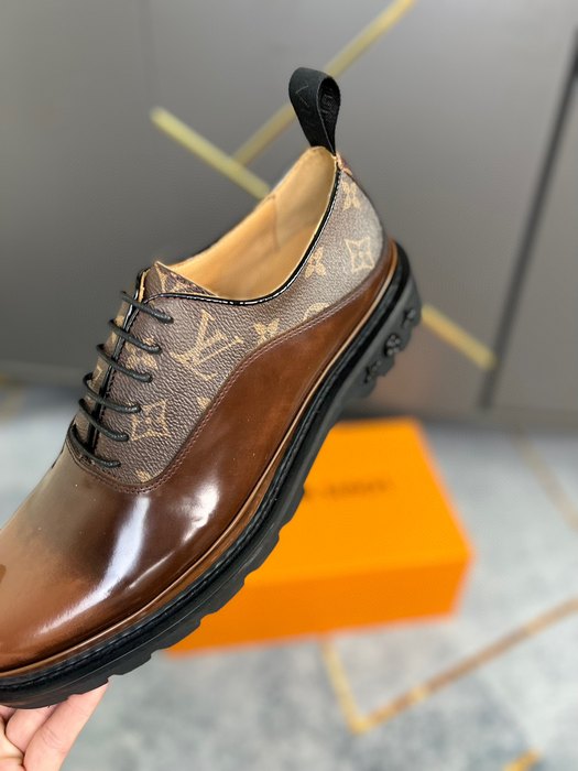 Shoes Louis Vuitton loafers Brown 001